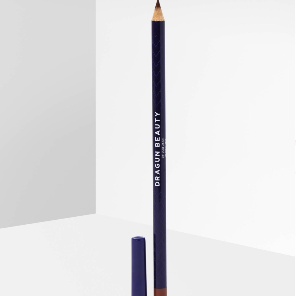 Dragun Beauty Lip Job Liner +  Sharpener | in shade 2.0cc